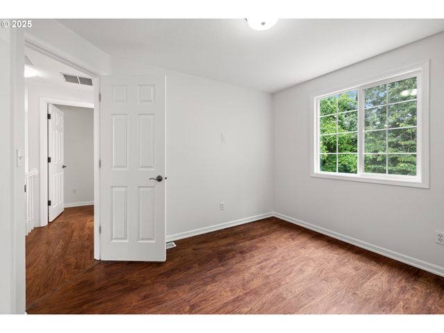 14890 Sw LINDA Ct, Beaverton, OR 97006