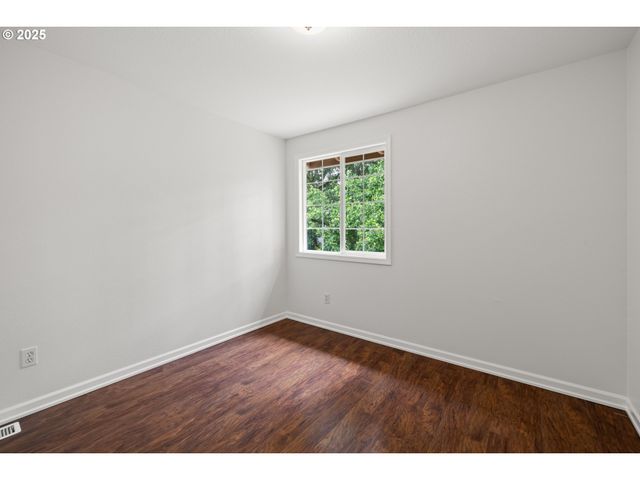 14890 Sw LINDA Ct, Beaverton, OR 97006