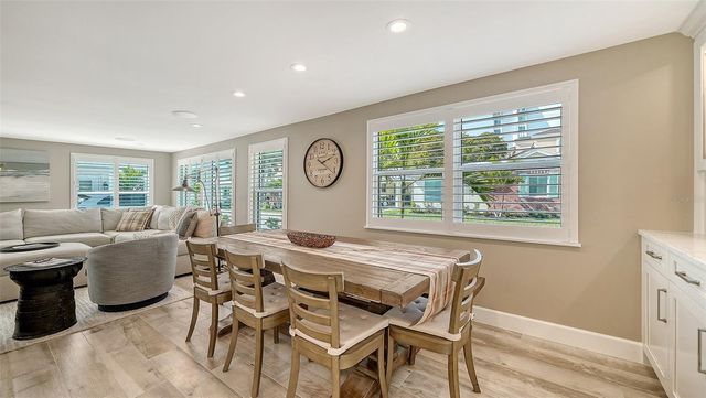 6140 MIDNIGHT PASS ROAD B6, Sarasota, FL 34242