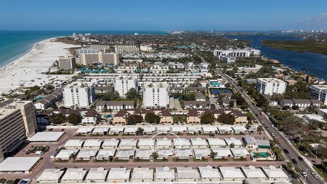 6140 MIDNIGHT PASS ROAD B6, Sarasota, FL 34242