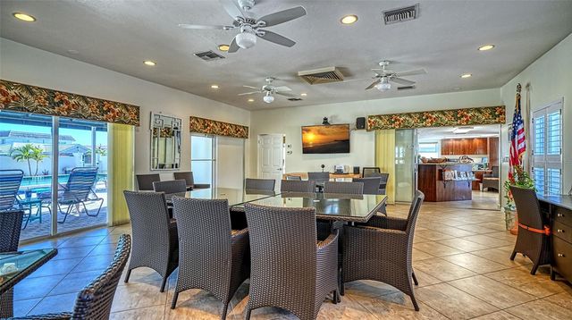 6140 MIDNIGHT PASS ROAD B6, Sarasota, FL 34242