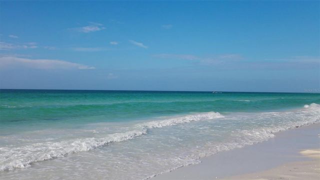 6140 MIDNIGHT PASS ROAD B6, Sarasota, FL 34242