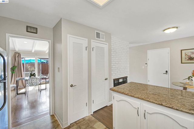 2333 Darwin St, Hayward, CA 94545