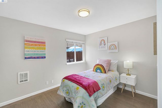 2333 Darwin St, Hayward, CA 94545
