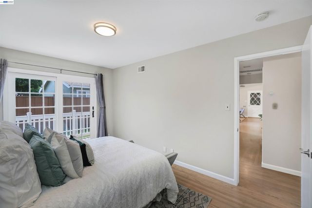 2333 Darwin St, Hayward, CA 94545