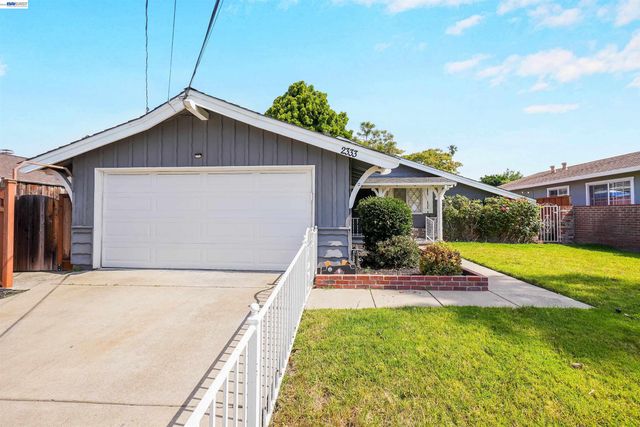 2333 Darwin St, Hayward, CA 94545
