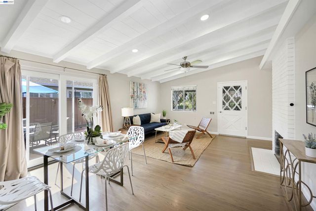 2333 Darwin St, Hayward, CA 94545