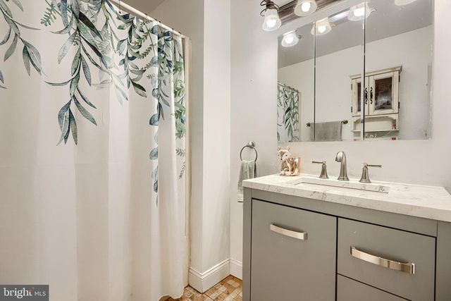 11513 EASTERN AVE, Baltimore, MD 21220