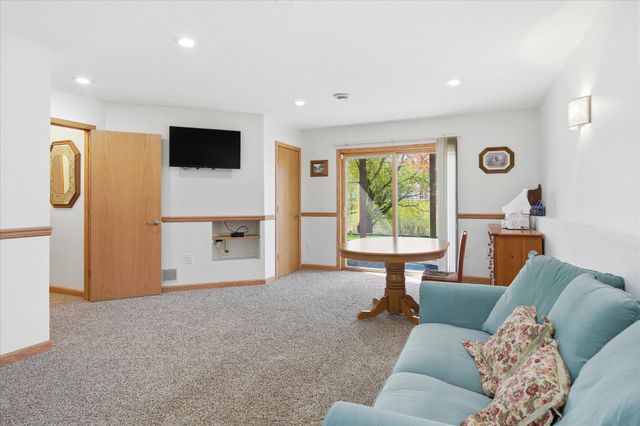 1113 S 2nd Street, Princeton, MN 55371