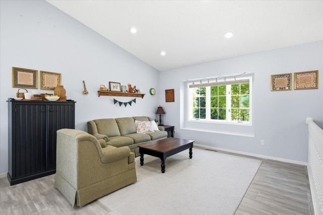 1113 S 2nd Street, Princeton, MN 55371