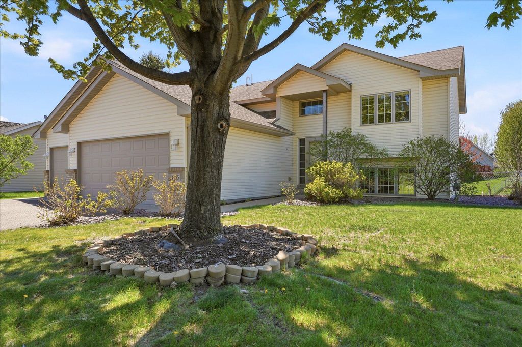 1113 S 2nd Street, Princeton, MN 55371