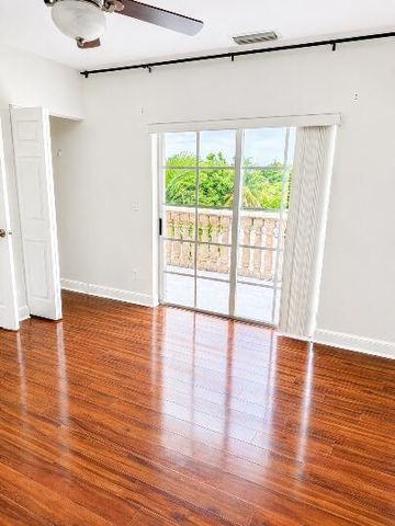 620 NE 7TH Avenue 620, Fort Lauderdale, FL 33304