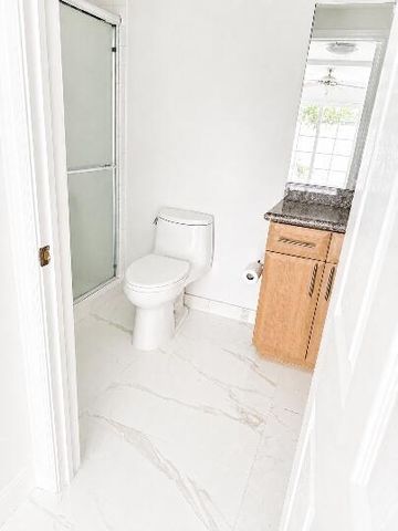 620 NE 7TH Avenue 620, Fort Lauderdale, FL 33304