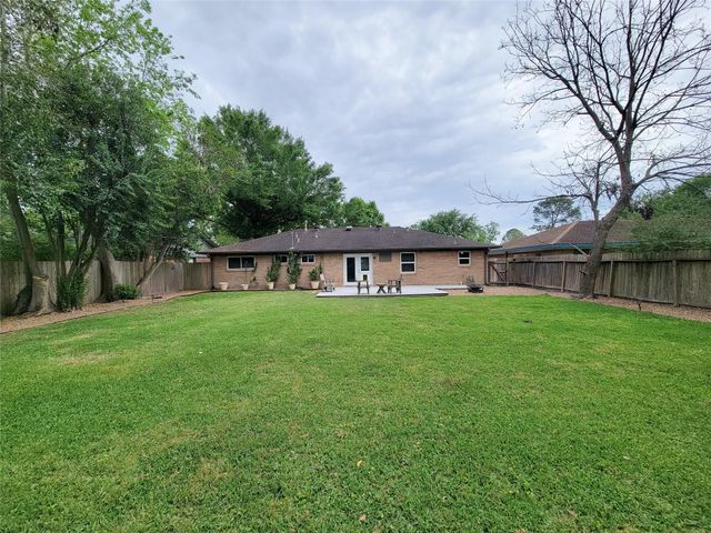 5846 Ettrick Drive, Houston, TX 77035