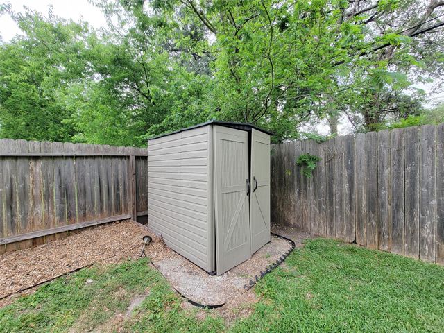 5846 Ettrick Drive, Houston, TX 77035