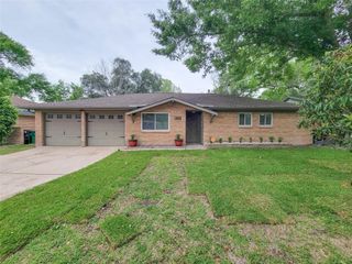 5846 Ettrick Drive, Houston, TX 77035