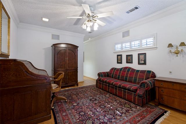 14784 Lochinvar Court, Addison, TX 75254