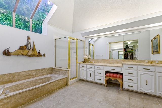 14784 Lochinvar Court, Addison, TX 75254