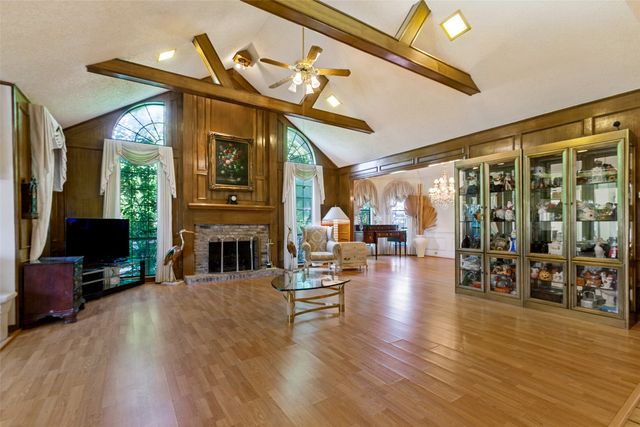 14784 Lochinvar Court, Addison, TX 75254