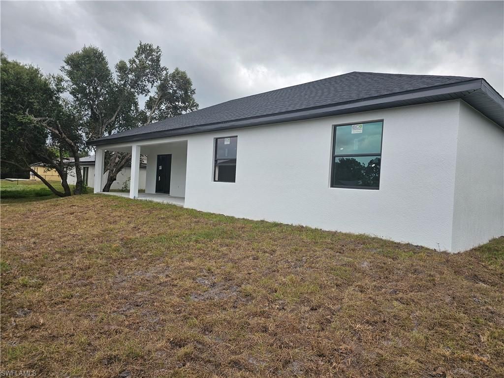 820 Lystra AVE, FORT MYERS, FL 33913 — photo 2