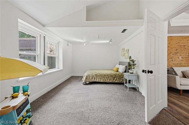166 Northwest Avenue, Tallmadge, OH 44278