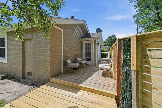 166 Northwest Avenue, Tallmadge, OH 44278