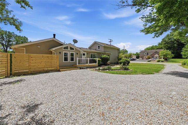 166 Northwest Avenue, Tallmadge, OH 44278