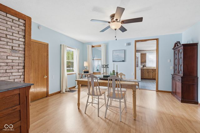 399 W Wiley Street, Greenwood, IN 46142