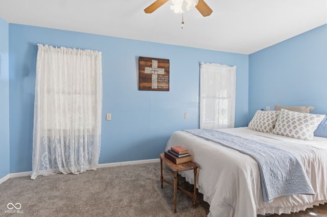 399 W Wiley Street, Greenwood, IN 46142