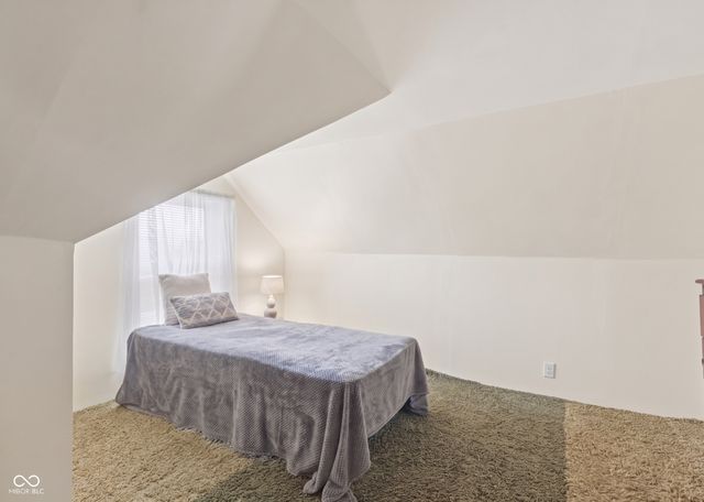 399 W Wiley Street, Greenwood, IN 46142