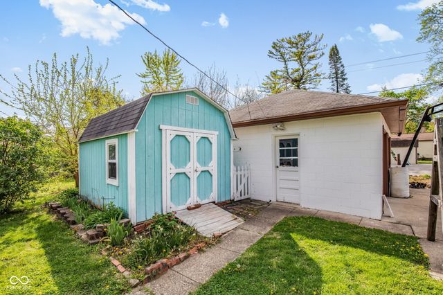 399 W Wiley Street, Greenwood, IN 46142