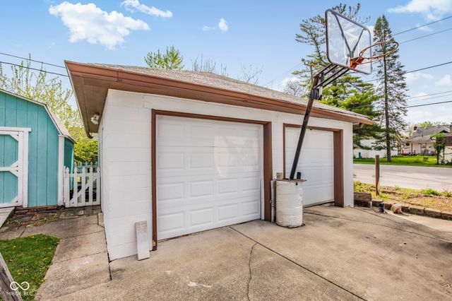 399 W Wiley Street, Greenwood, IN 46142