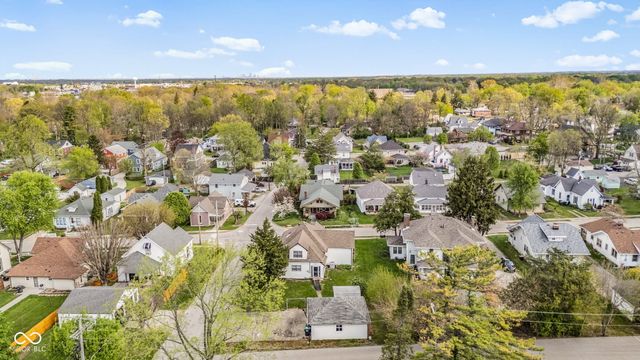 399 W Wiley Street, Greenwood, IN 46142