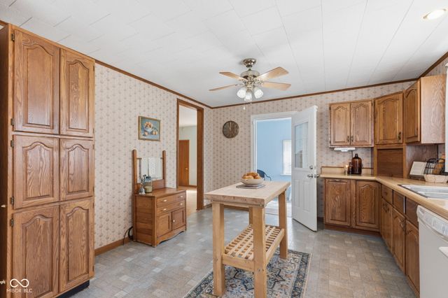 399 W Wiley Street, Greenwood, IN 46142