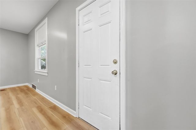 1014 McLaughlin Run, Bridgeville, PA 15017
