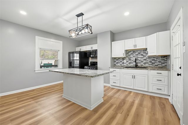 1014 McLaughlin Run, Bridgeville, PA 15017