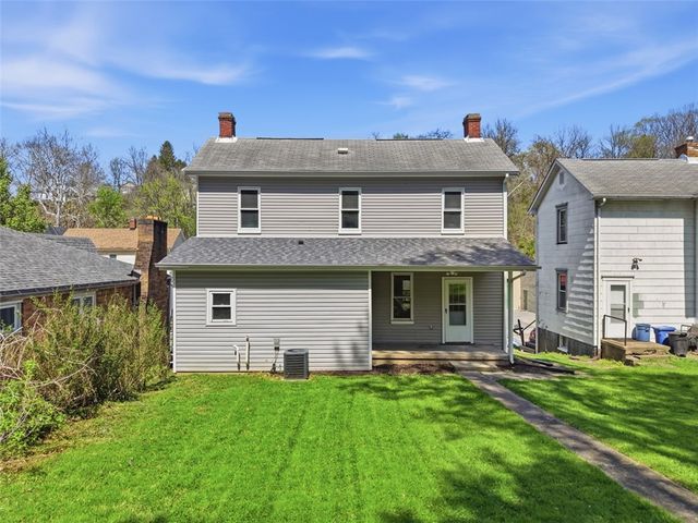 1014 McLaughlin Run, Bridgeville, PA 15017