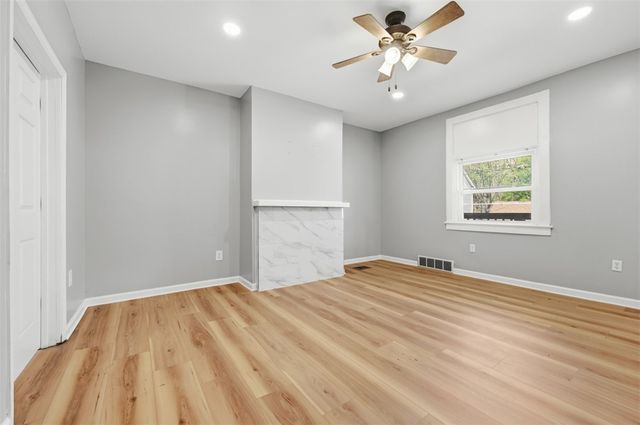 1014 McLaughlin Run, Bridgeville, PA 15017