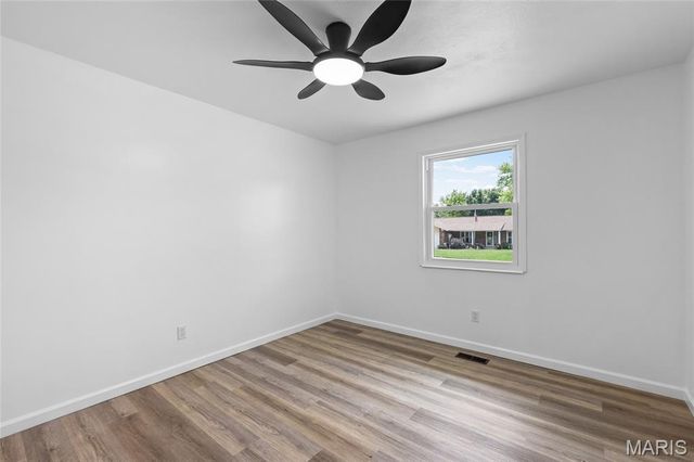 3036 Cherokee Lane, St Charles, MO 63301