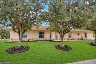 3920 10th ST N, Naples, FL 34103