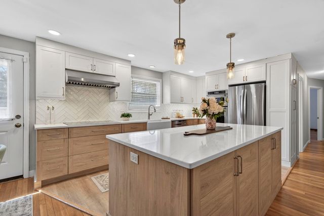 213 Twist Hill Road, Dunbarton, NH 03046