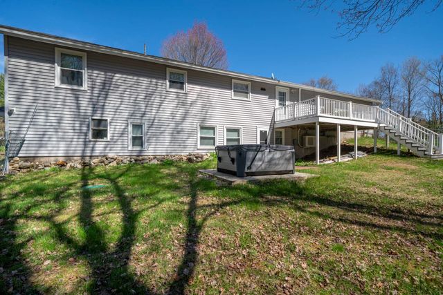 213 Twist Hill Road, Dunbarton, NH 03046