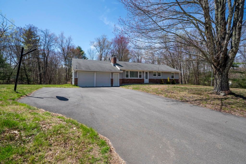 213 Twist Hill Road, Dunbarton, NH 03046