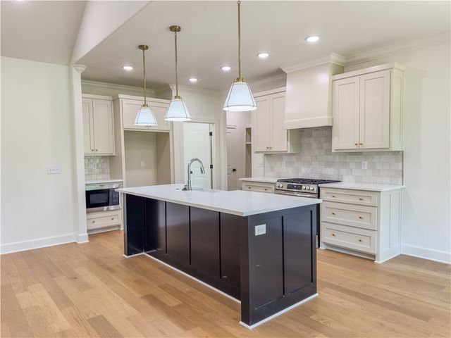 9 Whalsay Lane, Bella Vista, AR 72715