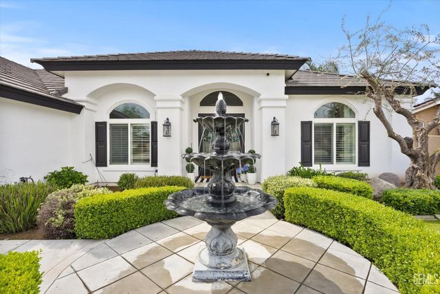 11605 Yarborough Avenue, Bakersfield, CA 93312