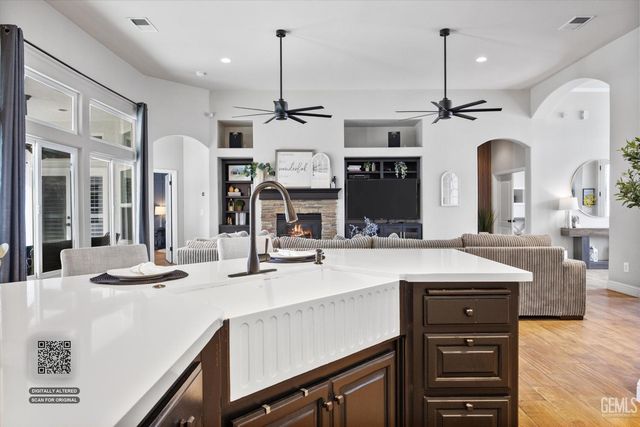 11605 Yarborough Avenue, Bakersfield, CA 93312