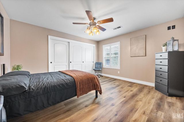 11605 Yarborough Avenue, Bakersfield, CA 93312