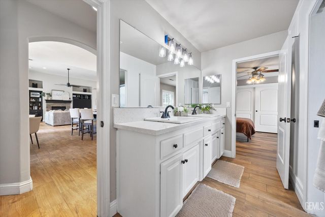 11605 Yarborough Avenue, Bakersfield, CA 93312