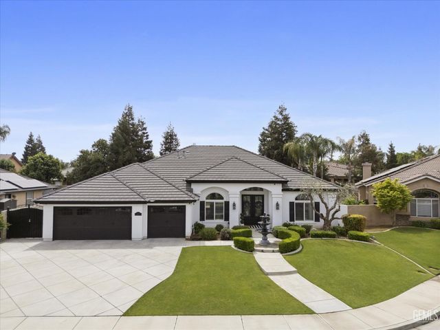 11605 Yarborough Avenue, Bakersfield, CA 93312