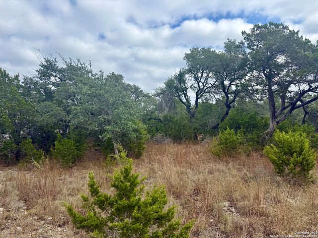 2350 Sunset Ridge, Canyon Lake, TX 78133